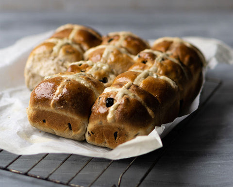 Vegan Tear 'N' Share Hot Cross Buns